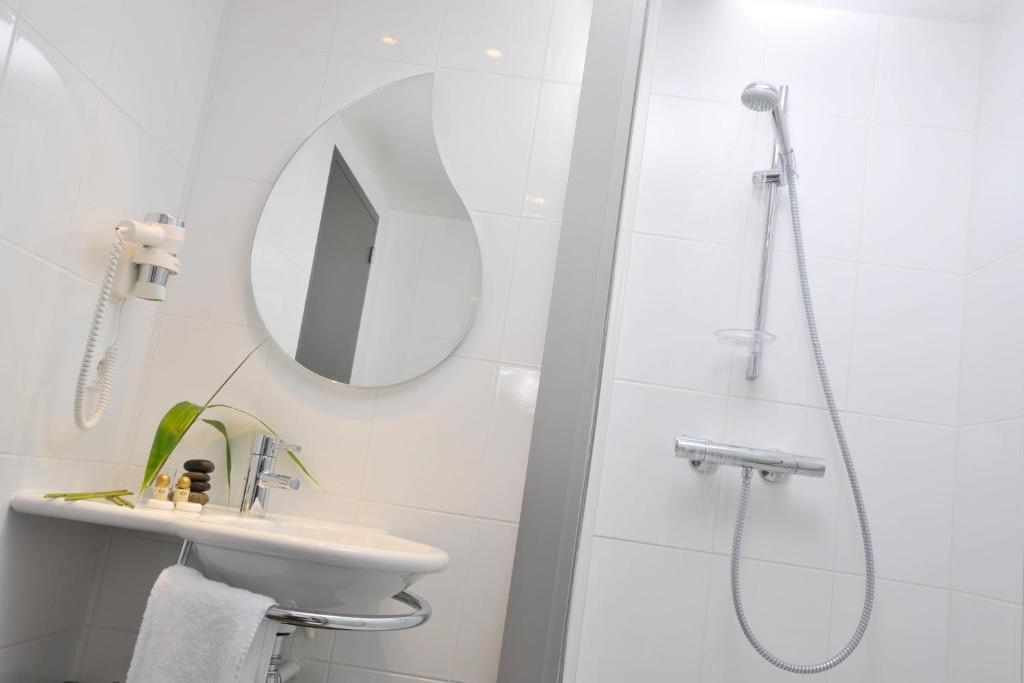 Hotel Eden Park Pau Est, Avec Piscine Номер фото